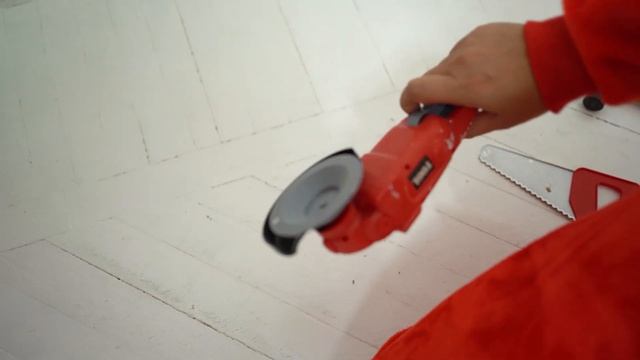 109 Игараем на детской площадке  прыгаем на батуте стреляем из пушки