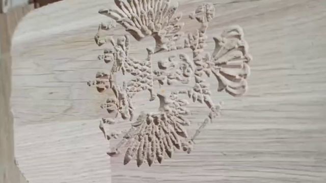 Гравировка на дубовом изделии от 200 рублей