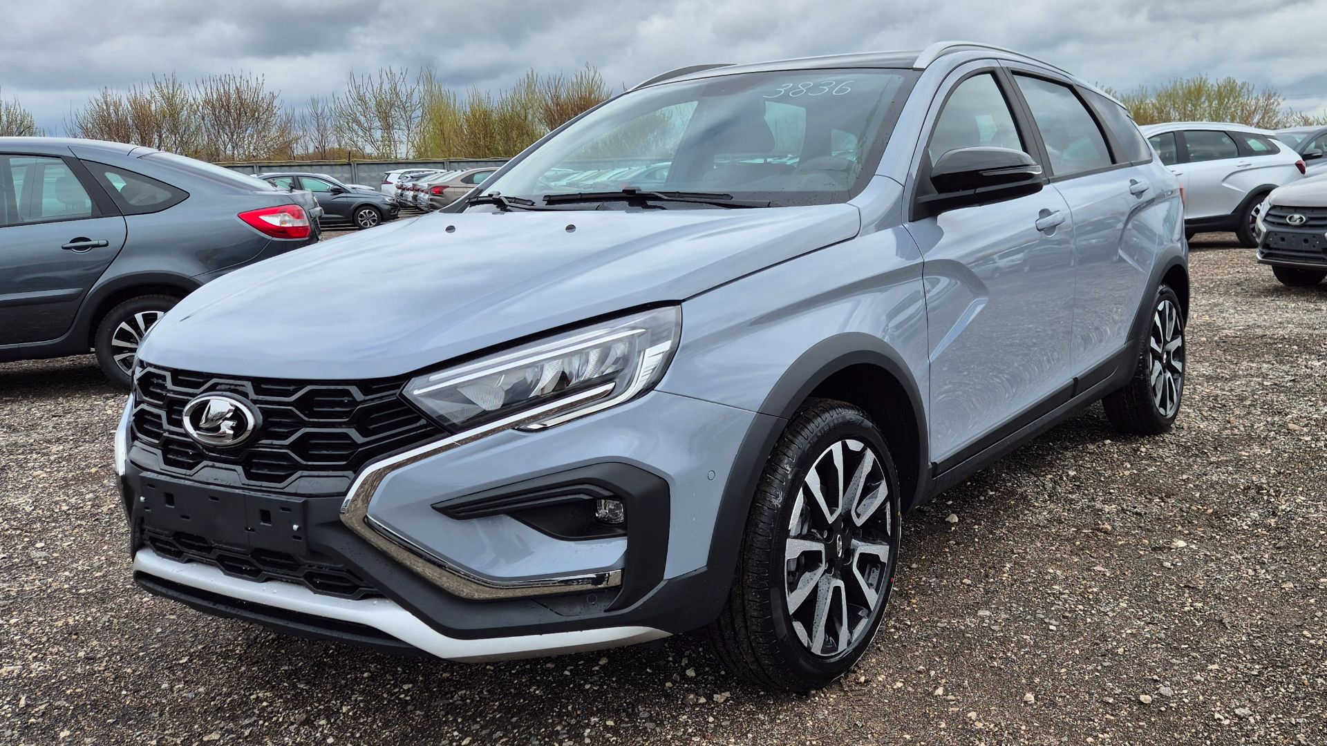 КИТАЙЦЫ В СТОРОНУ МАКСИМАЛЬНАЯ Vesta SW Cross ТЕХНО В ДОЛГОЖДАННОМ ЦВЕТЕ ТАЙФУН НАКОНЕЦ В НАЛИЧИИ