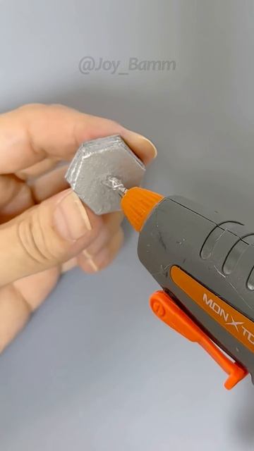 Светящаяся поделка 🧟