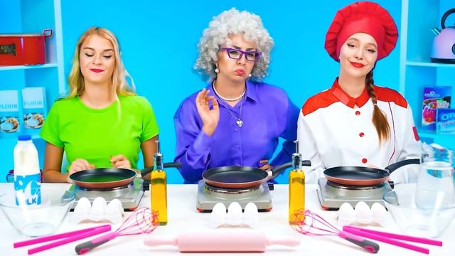 Едим Без рук Vs Одной рукой Vs Двумя руками Челлендж # Битвы с едой от Candy DO