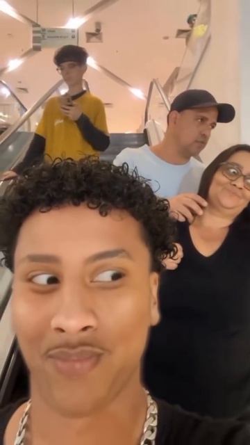 Весёлая камера телефона 01