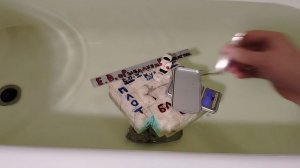 ИНТЕРЕСНАЯ БЛЕСНА УДАЧНАЯ ИЗ СССР ЗАВОД БАЛТИКА, ПРОВЕРЯЕМ ЕЕ ИГРУ В ВАННОЙ.