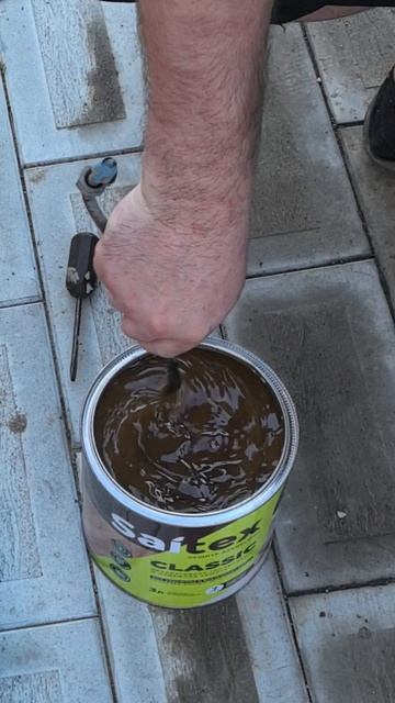 Вот и продолжение о грядках. Сегодня малярные работы. По-моему прекрасно получается. 😊 #семья #своим