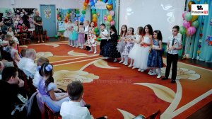 Любимую музыку исполнили Выпускники на музыкальных инструментах - видеосъёмка в детском саду