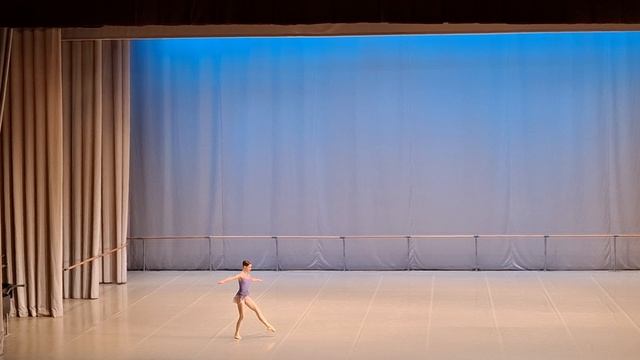 МГАХ. Госэкзамен по классическом танцу. Педагог Л.Ермакова. (6)