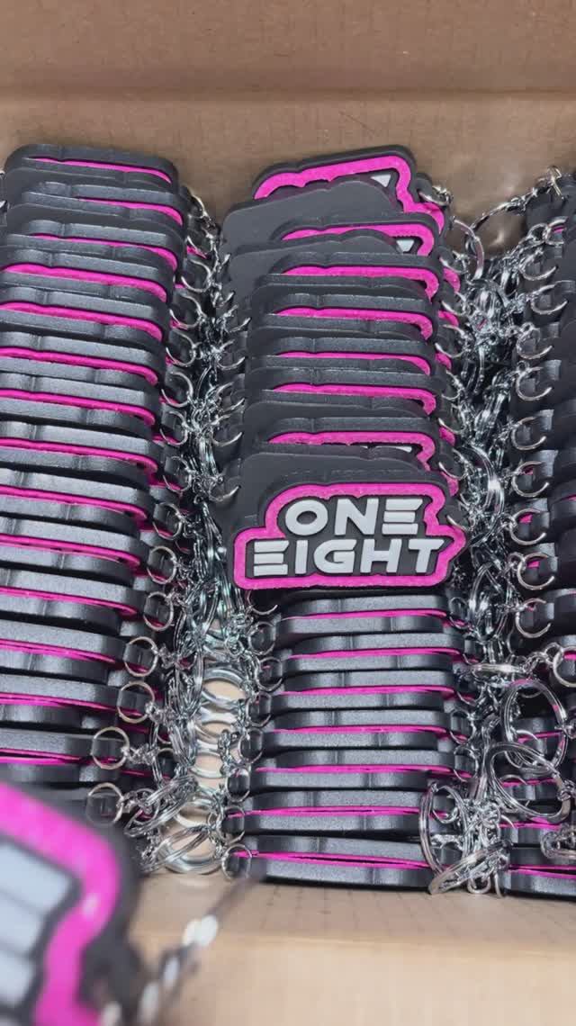 Эва брелок для студии танца One Eight