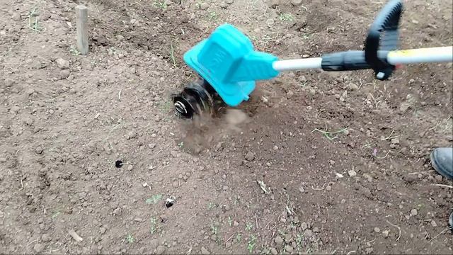 Работа аккумуляторного культиватора HIMERS DKV3200B
