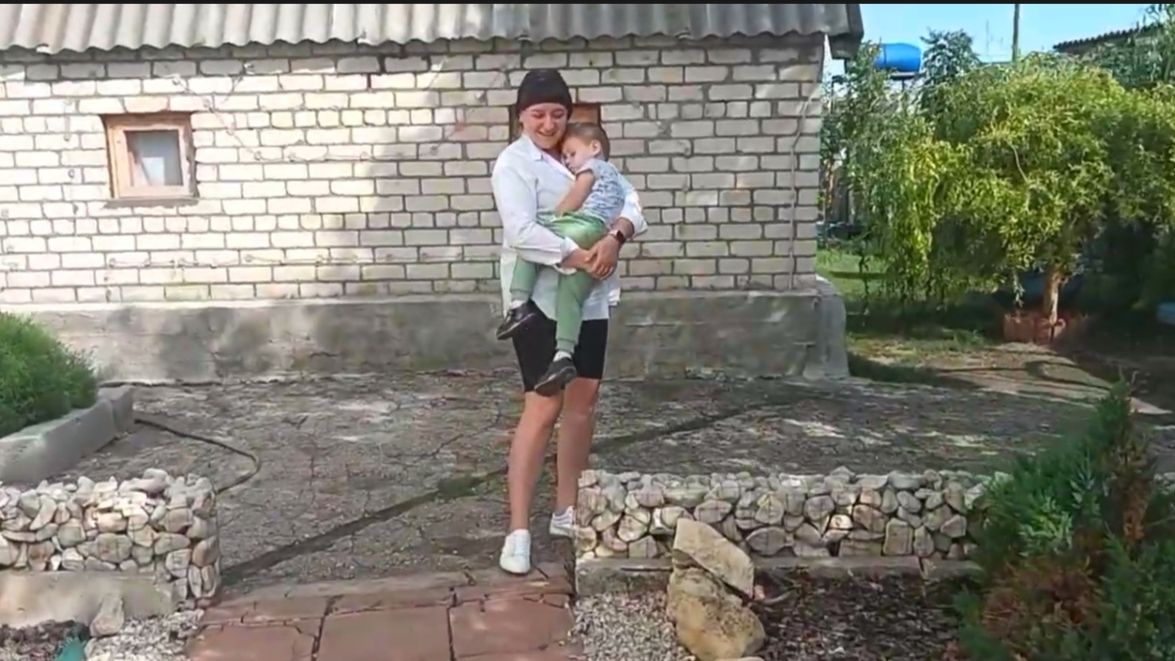 ЖИЗНЬ В СЕЛЕ:СКУМБРИЯ В ДУХОВКЕ/ВСТРЕЧАЮ ДЕТЕЙ(АРХИВ)