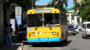 Троллейбус Екатеринбурга ЗиУ-682Г-012 [Г0А] борт. №375 маршрут 5 на ост. «Федерация Профсоюзов»