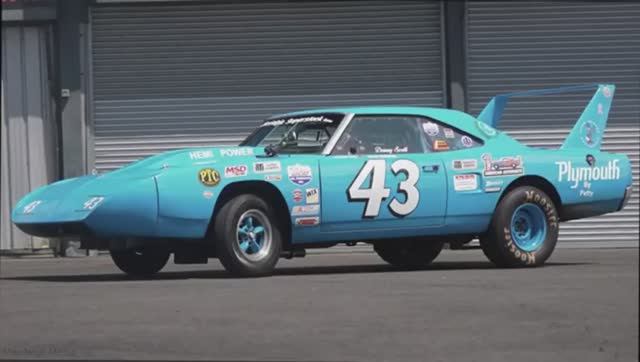 Plymouth Superbird 1970 за что коллекционеры дают 3 миллиона долларов