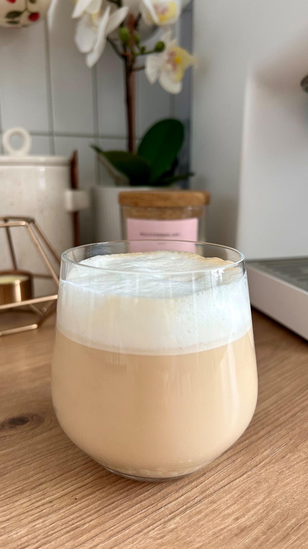 Делаю кофе в своей любимой кофеварке Demiand   вб: #761674574 озон: #3392009371