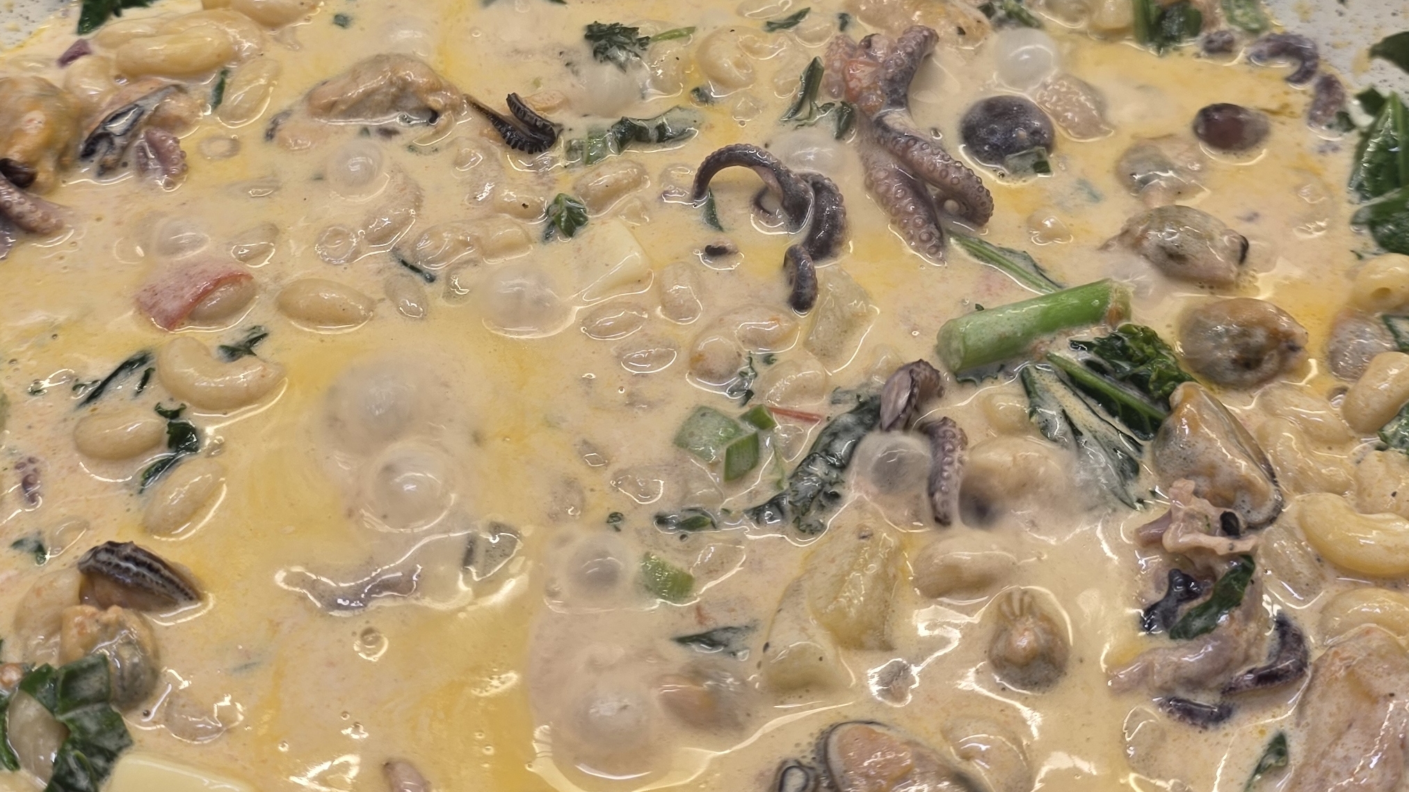 Паста из морских гадов, быстро, сытно и вкусно