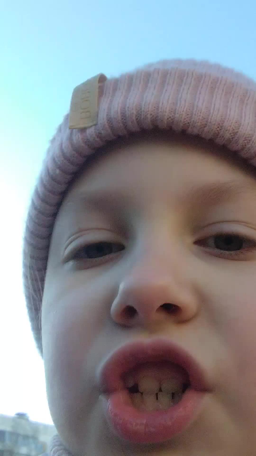 10 минут ходим только по траве.