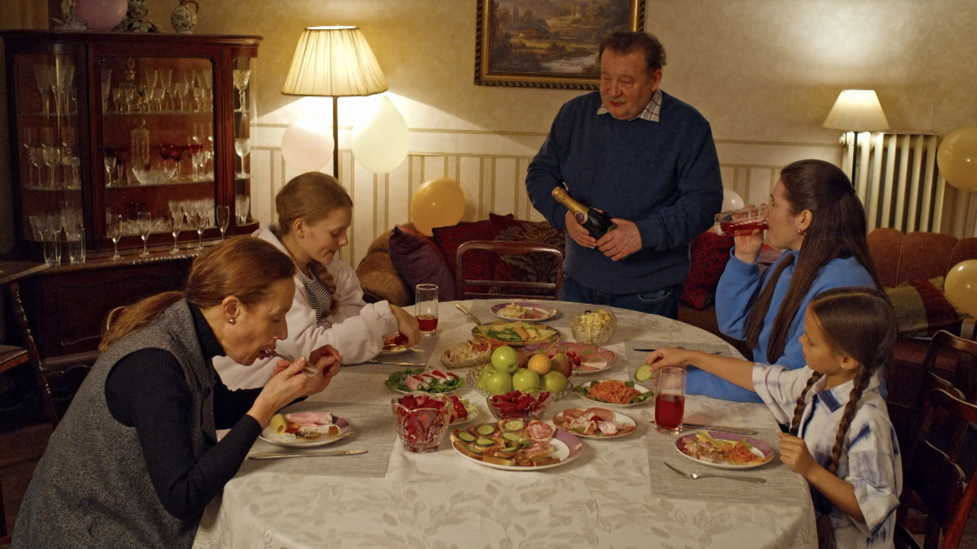 Бабье царство, 1 сезон, 1 серия