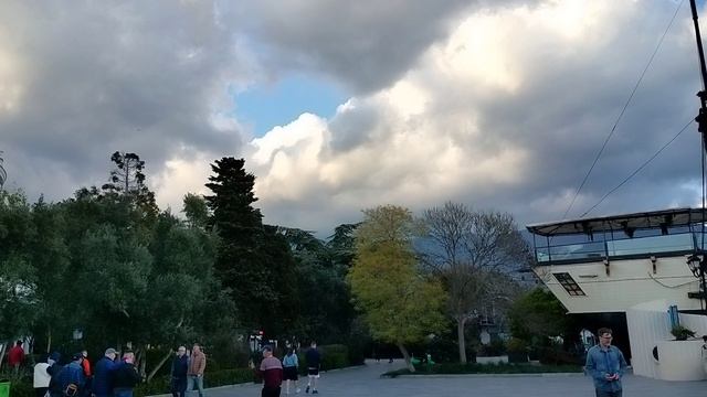 г. Ялта. Набережная. апрель 2026 год.