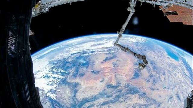 Планета Земля вид из космоса. МКС на орбите Земли. Как выглядит Земля с высоты.