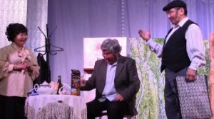 "Иннэ үүтүнэн" И. Гоголев-Кындыл комедията