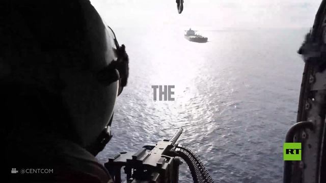 شاهد.. الجيش الأمريكي يجبر ناقلة نفط على العودة إلى ميناء إيراني