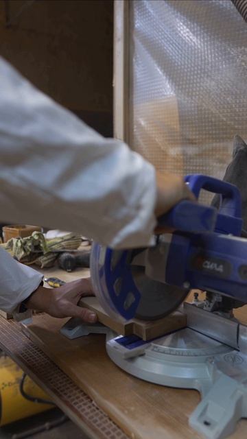 Умный угловой стол по цене автомобиля 😎