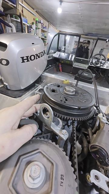 Гайка Маховика,как открутить!!! Хонда 50