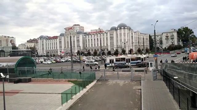 Холодный  день апреля....