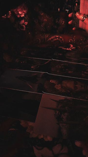 Сплетни с чернознаткой👂🐁 #чернознатка #ведьма #раскладытаро #сплетни ТГК: Чернознатка