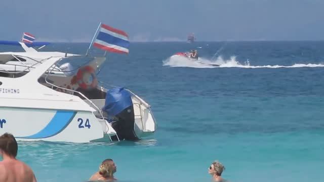 Паттайя Остров ко Лан пляж Тьен бич