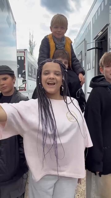 Наша дружная команда 🎬 #кино #кинодети #марияянвковская #стрельниковматвей #снимаетсякино #сериал