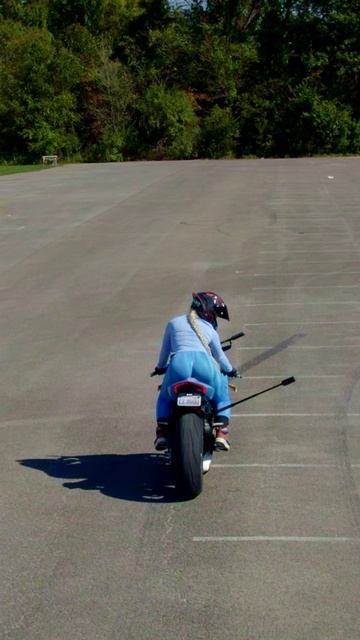 Катя Алмаз мото девушка на Дукати Ламборгини