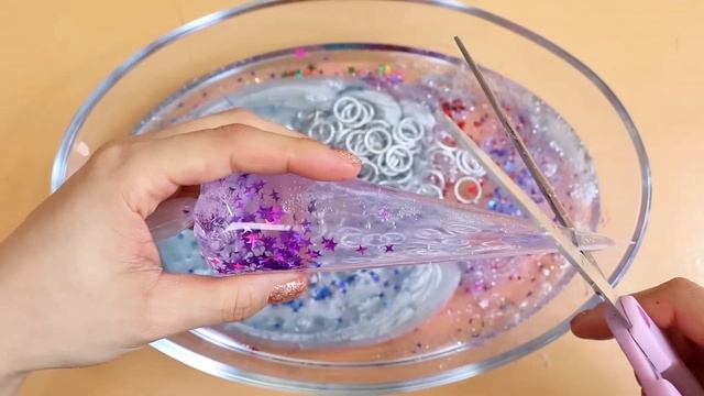 Изготовление галактического слайма с помощью кондитерских мешков! Самое приятное видео со слаймом.