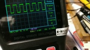 8. Генератор прямоугольных импульсов на микросхеме CD4093 Частоты от 48 кГц до 48 МГц [get.gt]