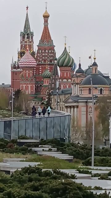 Москва, адвокат и другие услуги от специалистов, кому интересно прочтите описание к видео,