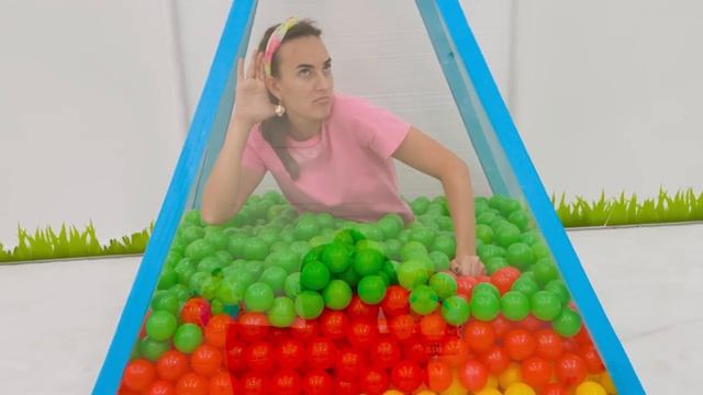 Влад и Ники Куб Челлендж и веселые детские истории с Крисом