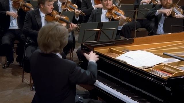Beethoven - Piano Concerto No. 2 - Krystian Zimerman - Musikverein Vienna 1991 - REMASTERED
