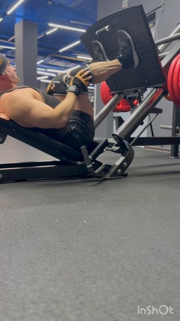 Тренировка ног. Жим ногами.