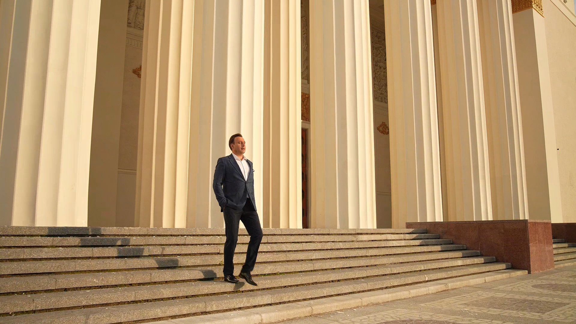 Владислав Косарев в концертной программе и церемонии финиша автопробега БРИКС