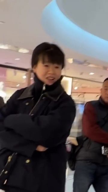 Кокошники и сарафан китайцы восторге