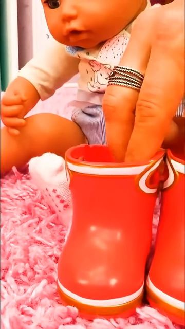 Кукла Аннабель играет с овечкой  так весело  #игрушкидлядевочек #куклы #бебибон