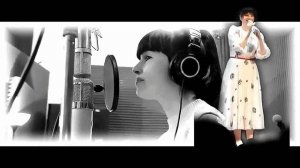 149 Диана Анкудинова на фоне Дианы - "Как прекрасен этот мир" (06.2022, хромакей)