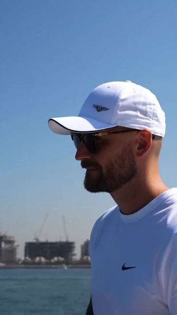 заплатил за рыбалку 1200$