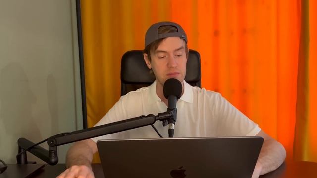 Свекровь, я же вам месяц назад 7 миллионов за эту квартиру перевела, но съезжать вы не собираетесь?