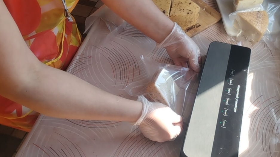 21-04-2026 Вакуумирую сыр и танцую 🫣 / я умею веселиться.