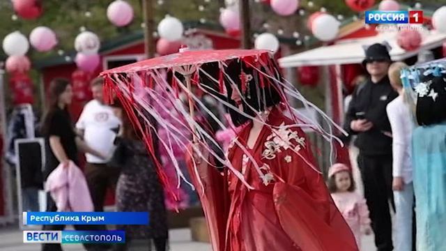 Где можно увидеть цветущую сакуру в Крыму