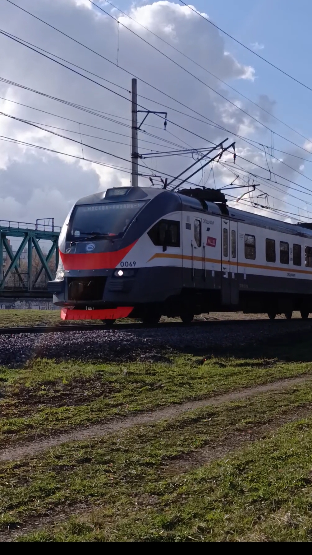 ЭП2Д-0069 СООБЩЕНИЕМ МОСКВА-РЯЗАНЬ #shorts #train #РЖД #поезд #железнаядорога