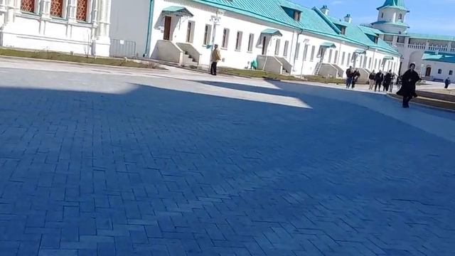 Вокруг собора. Новый Иерусалим. 20 апреля