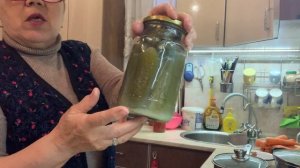 Сварила на ужин, любимые щи и манты.выбрала семена на посев.