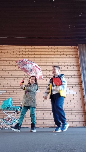 танцуем с Агатой подружкой ставьте лайки