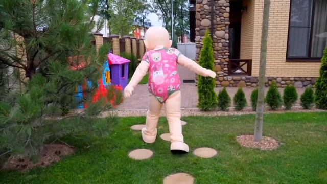 Настя и весёлые истории про её большого пупсика