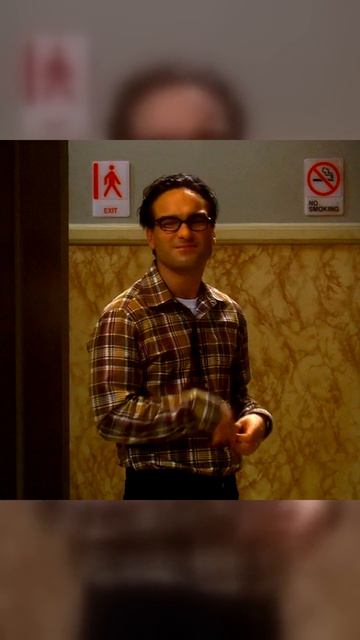 Теория Большого Взрыва | Леонард — мастер уходить от ответственности! 😂 Брось её за меня! 🙏💔